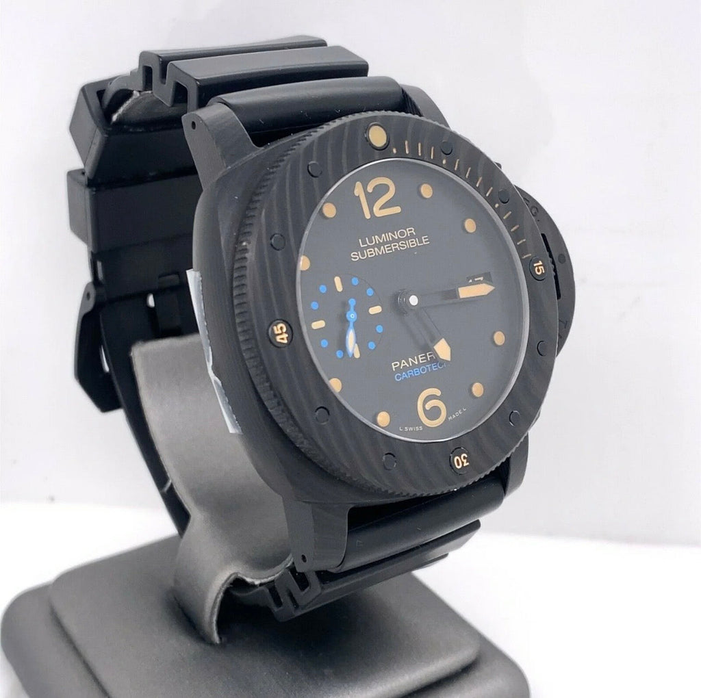Panerai Submersible Carbotech™ PAM 616 | 47mm