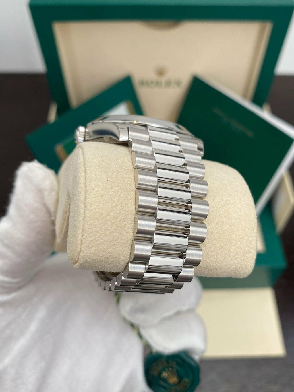 Rolex Day-Date 40 – 228206 Platinum Arabic Dial
